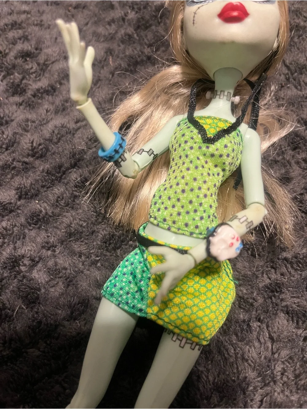 Mattel Monster High Frankie Stein Home Ick Gorgeous